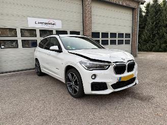 Vaurioauto  passenger cars BMW X1 xDrive20d High Executive Automaat Cruise Navi 2017/2