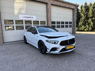 Unfallwagen Mercedes A-klasse 180 AMG Automaat Pano A35-Look Cruise Navi Clima 2019/10
