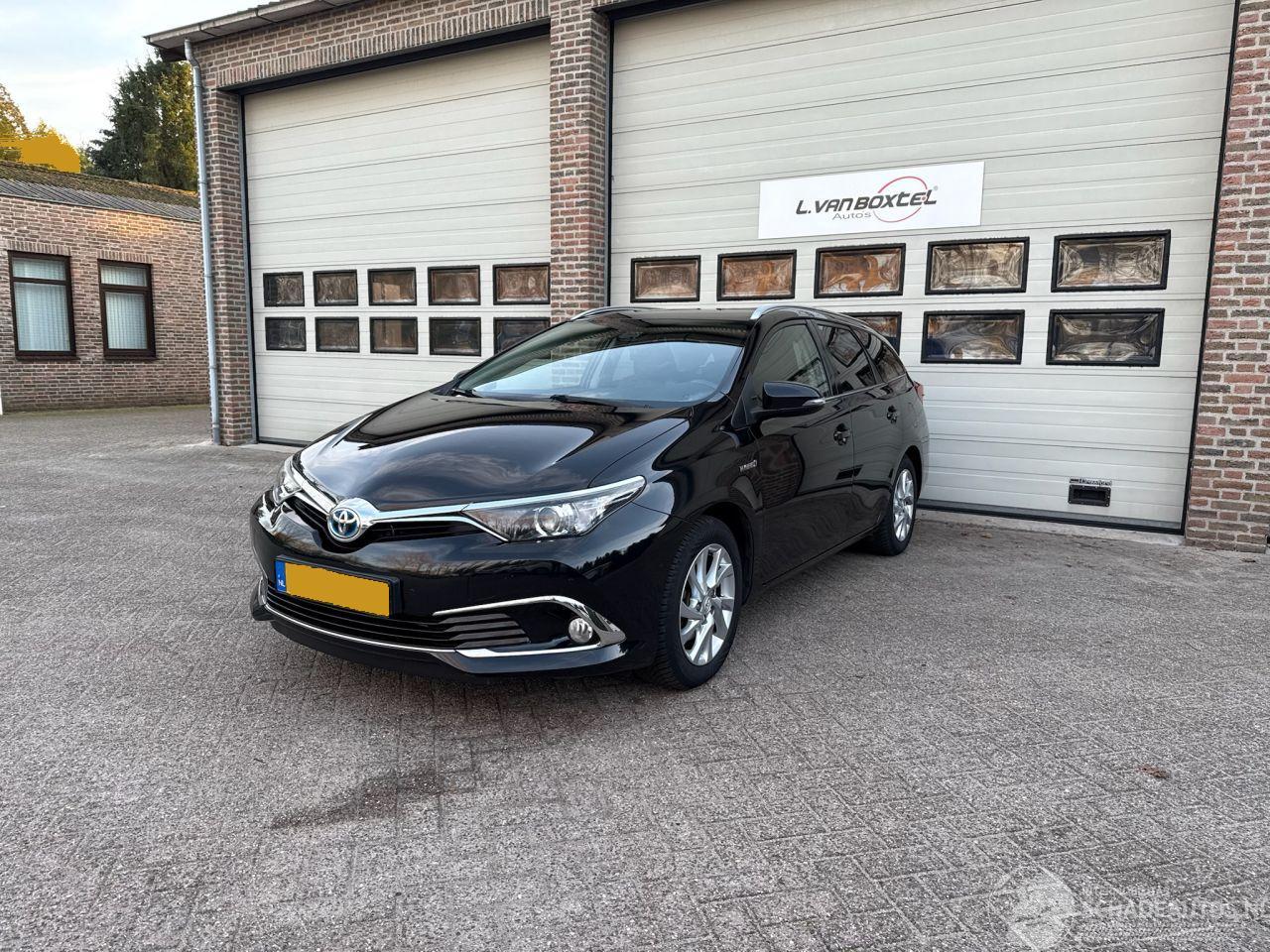 Toyota Auris Touring Sports 1.8 Hybrid Executive Navi Clima Cruise NAP !
