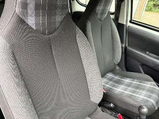 Peugeot 108 1.0 e-VTi Active 5Drs Airco 50136 Km ! picture 8