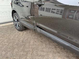 Nissan Qashqai 1.3 DIG-T N-Connecta Pano Navi Clima picture 12