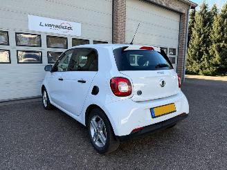 Smart Forfour EQ Essential 18 kWh Automaat Cruise Clima 66258 Km NAP ! picture 3