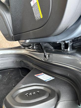 Jeep Renegade 1st Edition 54 kWh Navi Clima Cruise 60491 Km NAP ! picture 18