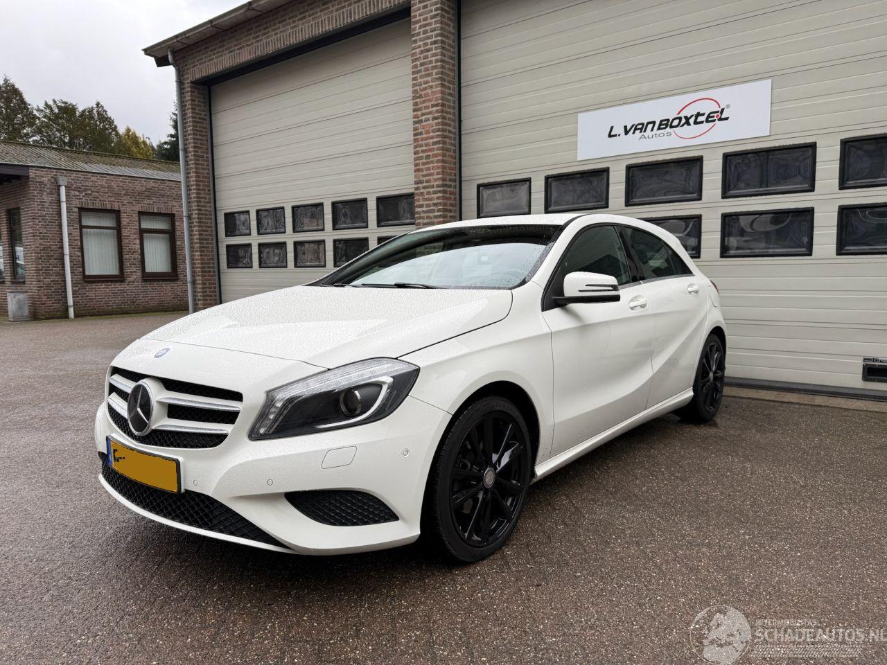 Mercedes A-klasse 180 Prestige Automaat Navi Cruise