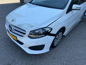 Mercedes B-klasse 220 d Ambition Automaat NAP ! picture 12