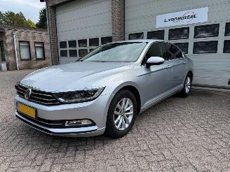 krockskadad bil auto Volkswagen Passat 1.8 TSI Business Edition R Automaat 78125 Km ! 2017/6