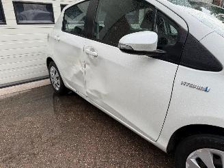 Toyota Yaris 1.5 Full Hybrid Aspiration Automaat Navi Clima 92628 Km ! picture 15