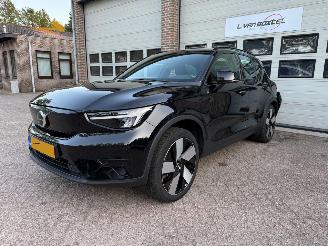 Voiture accidenté Volvo XC40 Extended Range Plus 82 kWh Navi Clima 66206 Km NAP ! 2023/11