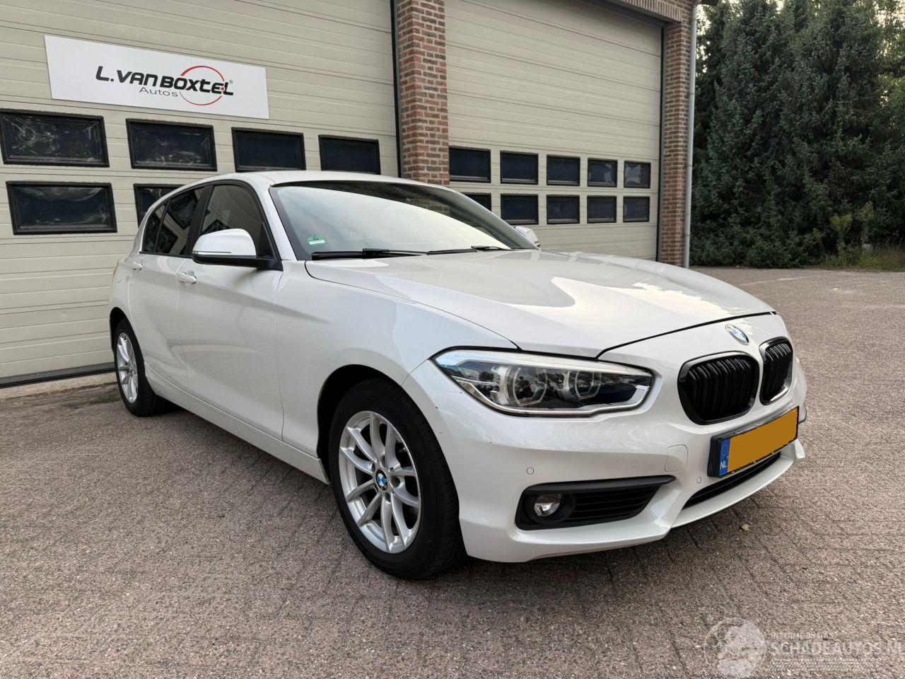 BMW 1-serie 120i Sport Automaat Navi Clima