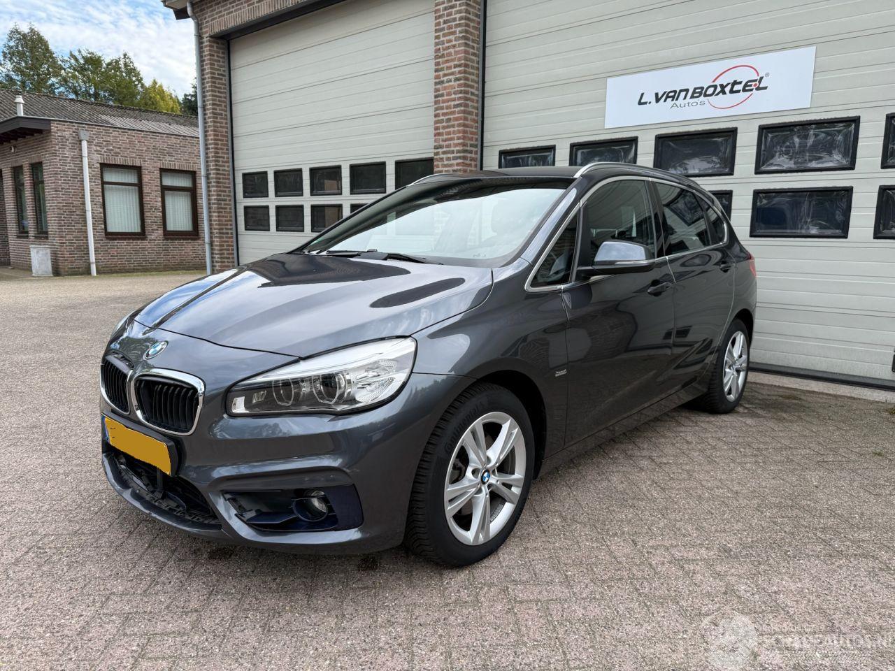 BMW 2-serie 218i Sport Automaat Clima Navi Cruise 98461 Km NAP !