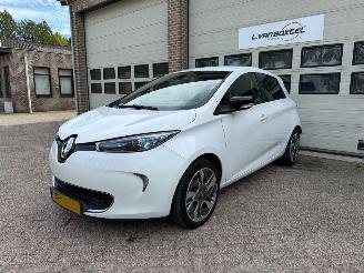 Schadeauto Renault Zoé R110 Limited 41 kWh Koopaccu Navi Clima NAP ! 2018/10