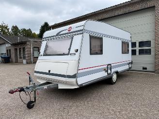 damaged caravans Burstner  4322 Luifel 1996/3