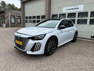 Unfallwagen Peugeot 208 1.2 Hybrid 145 e-DCS6 GT Automaat Pano 3244 Km NAP ! 2026/2