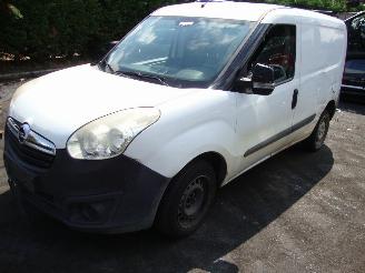 Salvage car Opel Combo  2014/1