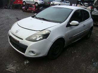 Auto da rottamare Renault Clio  2012/1