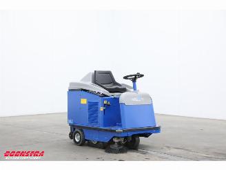   95 BJ 2022 33Hrs! Kehrmaschine / Veegmachine picture 2