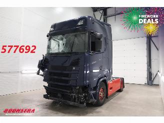 krockskadad bil vrachtwagen Scania S 450 ACC Retarder Euro 6 2020/1