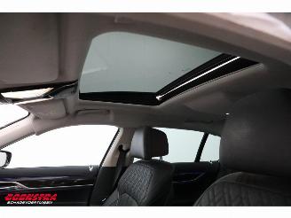 BMW 7-serie 740e iPerformance Massage HUD Memory LRHZ ACC Camera 134.474 km! picture 20