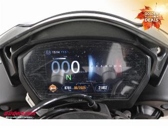 Triumph Speed Triple 1050 RS ABS Arrow Heizgriffe Cruise 21.402 km! picture 18