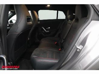 Mercedes Cla-klasse 180 Shooting Brake Star Edition 7G-Tronic AMG LED ACC Camera SHZ 6.727 km! picture 18
