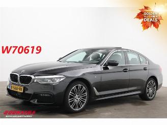 Unfallwagen BMW 5-serie 540i xDrive M-Sport Schuifdak HUD ACC Memory H/K Camera 2020/2