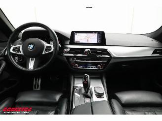 BMW 5-serie 540i xDrive M-Sport Schuifdak HUD ACC Memory H/K Camera picture 9