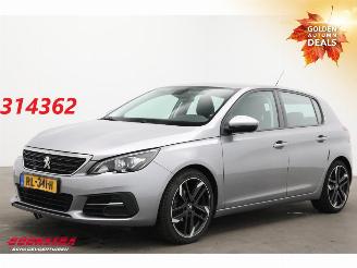 škoda osobní automobily Peugeot 308 1.2 PureTech Active Navi Clima Cruise PDC AHK 151.469 km!. 2018/1