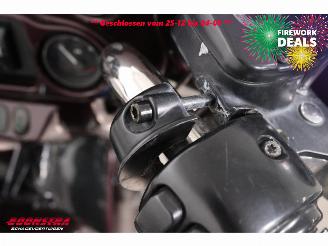 Harley-Davidson  FLHTC Electra Glide picture 13