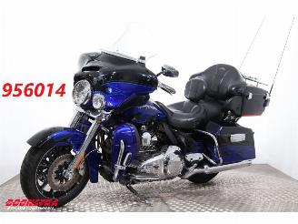 skadebil motor Harley-Davidson  FLHTCUSE6 CVO Ultra Classic 5HD! E-Glide 110 Cruise SHZ 2011/8