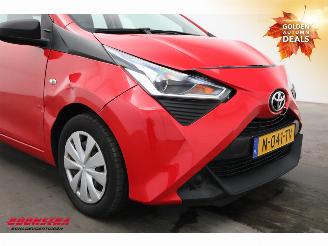 Toyota Aygo 1.0 VVT-i x-fun Airco Cruise 30.847 km! picture 6
