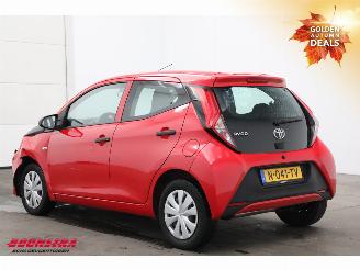 Toyota Aygo 1.0 VVT-i x-fun Airco Cruise 30.847 km! picture 4