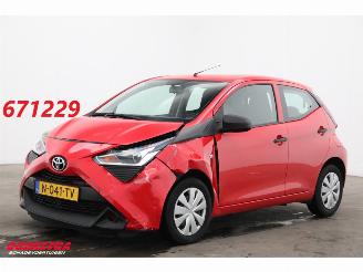 Coche accidentado Toyota Aygo 1.0 VVT-i x-fun Airco Cruise 30.847 km! 2022/1