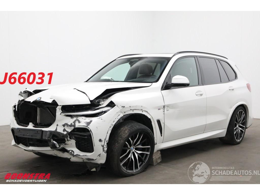 BMW X5 xDrive30d M-Sport Pano Memory HUD ACC H/K Lucht 360°