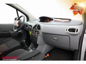 Renault Modus 1.2 TCE Expression Airco Radio/CD 106.670 km! picture 13