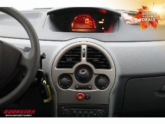 Renault Modus 1.2 TCE Expression Airco Radio/CD 106.670 km! picture 15