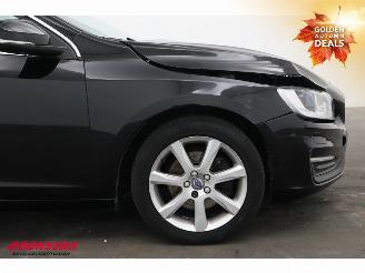 Volvo V-60 1.5 T2 Aut. Polar+ BiXenon Navi Clima Cruise SHZ PDC 152.278 km! picture 5