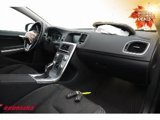 Volvo V-60 1.5 T2 Aut. Polar+ BiXenon Navi Clima Cruise SHZ PDC 152.278 km! picture 13