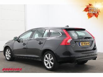 Volvo V-60 1.5 T2 Aut. Polar+ BiXenon Navi Clima Cruise SHZ PDC 152.278 km! picture 4