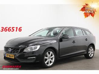 Damaged car Volvo V-60 1.5 T2 Aut. Polar+ BiXenon Navi Clima Cruise SHZ PDC 152.278 km! 2017/4
