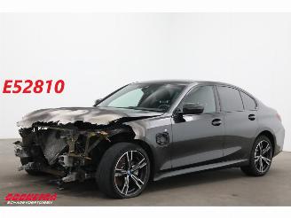 Schadeauto BMW 3-serie 330e M-Sport LED Cruise SHZ 2024/5