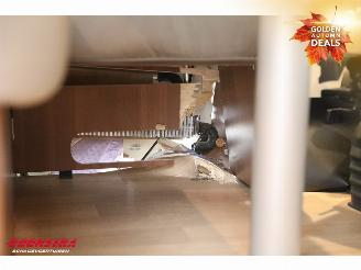 LMC  T732G Comfort TI 2.3 MJ Aut. Solar Garage Single Beds Oven picture 18