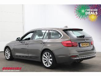 BMW 3-serie Touring 330i Luxury Edition LED Leder Clima Cruise SHZ picture 4