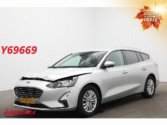 Coche accidentado Ford Focus 1.5 EcoBlue Titanium X Clima Navi Camera Virtual 2020/11