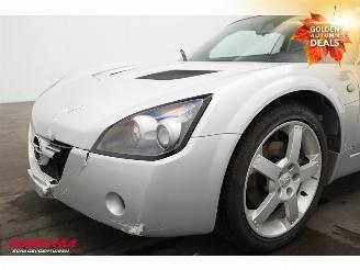 Opel Speedster 2.2-16V Org. NL + NAP 80.218km!! picture 12