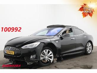 krockskadad bil auto Tesla Model S 85D Panorama Autopilot Leder 2015/11