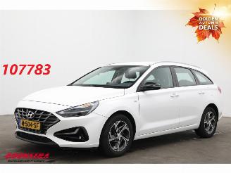 Coche accidentado Hyundai I-30 Wagon 1.0 T-GDi MHEV Comfort Smart Clima Navi Cruise Camera PDC 2022/1