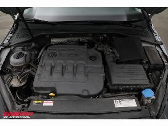 Volkswagen Golf 1.6 TDI DSG Highline R-Line ACC SHZ Clima Navi Camera picture 8