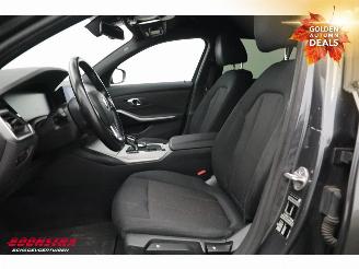 BMW 3-serie 330i Business Edition LED LiveCockpitPro Clima Navi Cruise picture 17