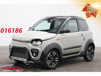 krockskadad bil brommobiel Microcar  M.Go Highland X DCI 2021/2
