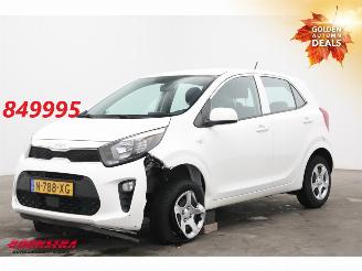 Schadeauto Kia Picanto 1.0 DPi ComfortLine Navi Airco Cruise 2022/1